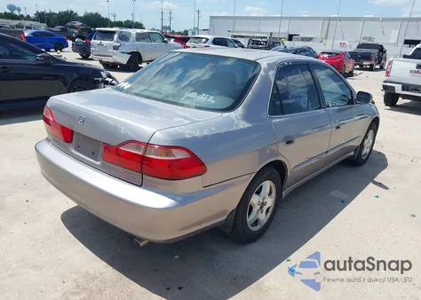 2000 Honda Accord 3.0 Ex из США, поврежденный, VIN 1HGCG1653YA049380